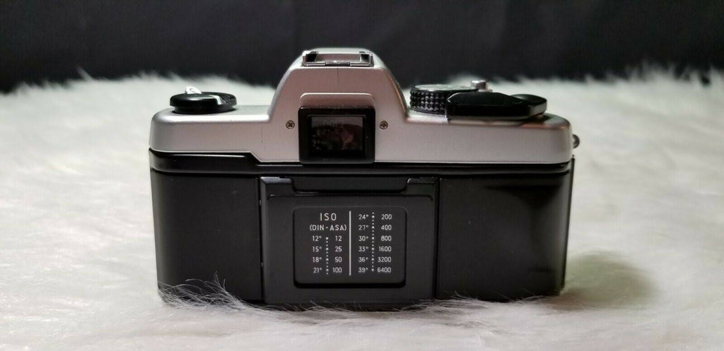 35mm SLR Camera with 50 mm Lens P8567