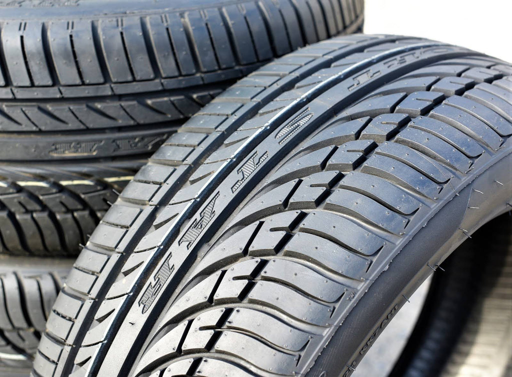225/30R22 86w XL High Performance Summer Tire A120431
