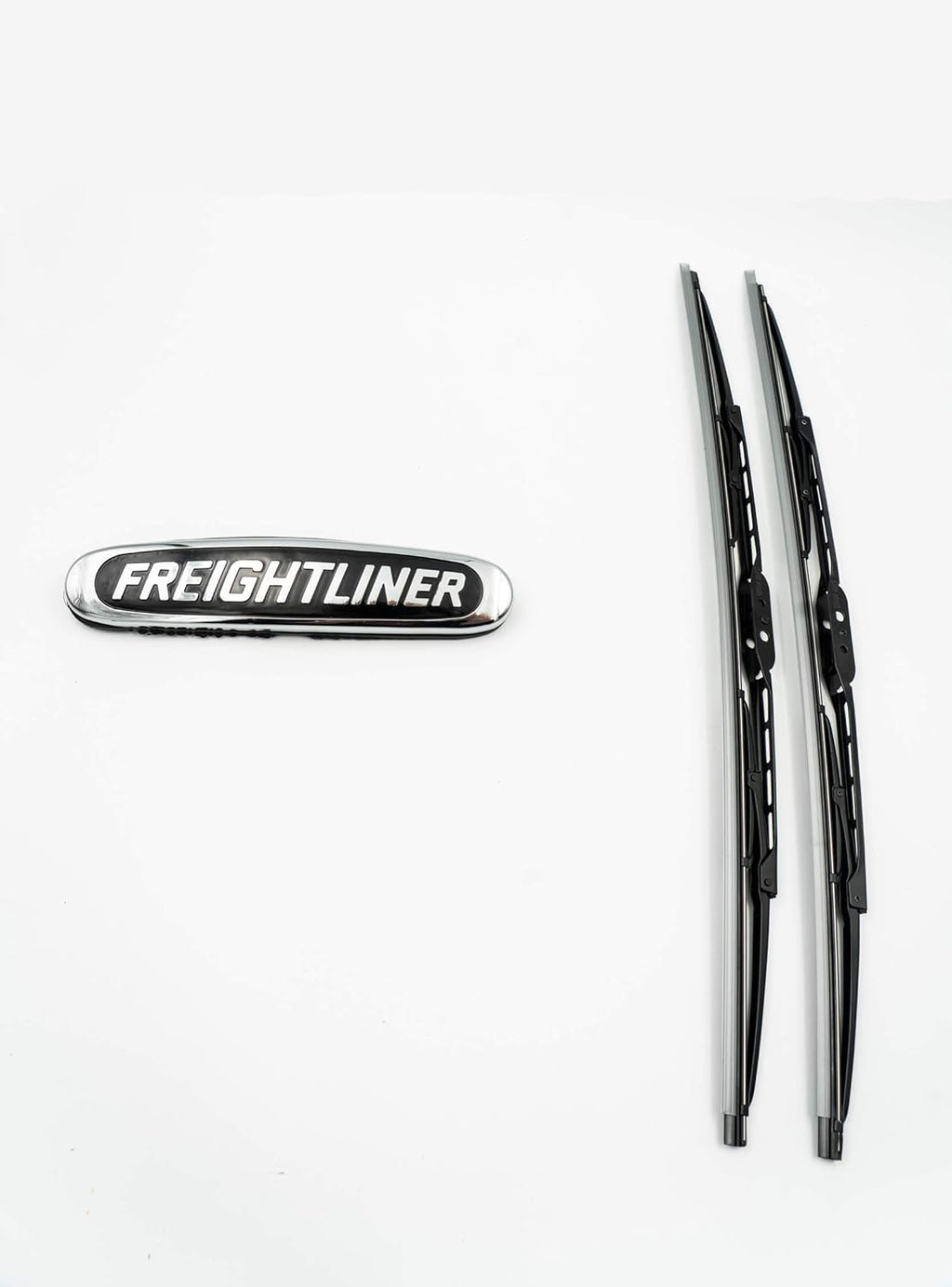 Chrome Bumper with Fog Light hole, Fog Light Pair, License Holder, 2x Windshield Wipers, 3x Face Masks S80505