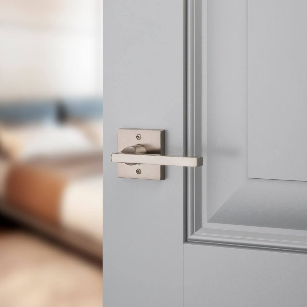 Satin Black Square Privacy Lever Set C609