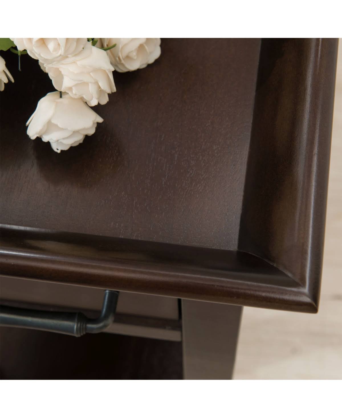 Cherry Tray Edge Chairside Table L82907