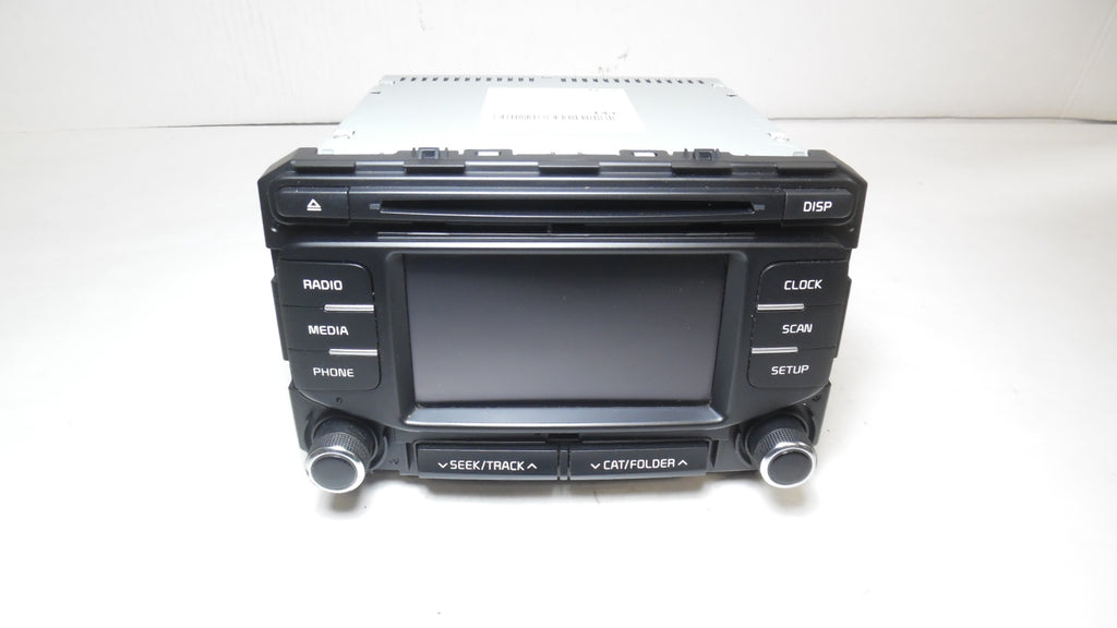 Pre-Owned Kia Sportage CD Player Radio Receiver with 5.0 Display Z8249