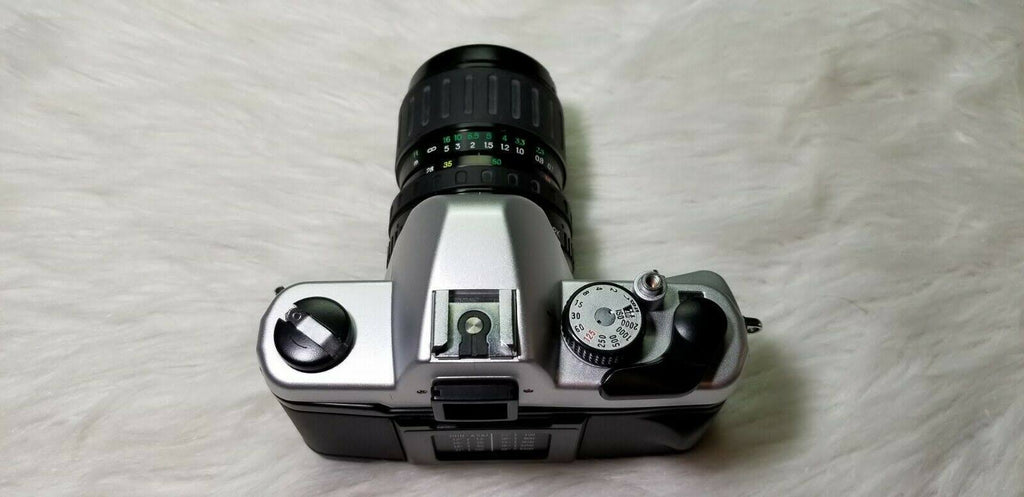 35mm SLR Camera with 50 mm Lens P8567