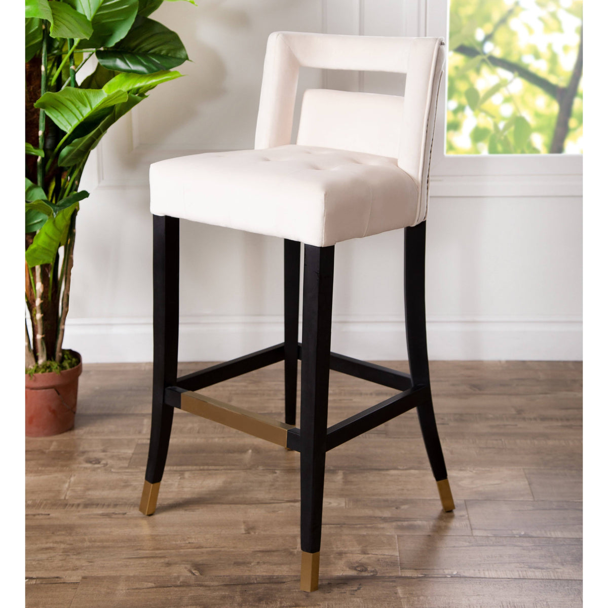 Ivory Tufted Velvet Bar Stool Q75478