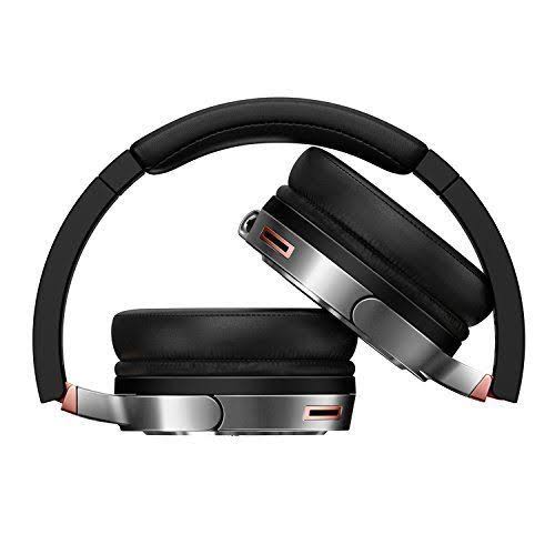 Closed Dynamic Headphones with Detachable Cable P81124